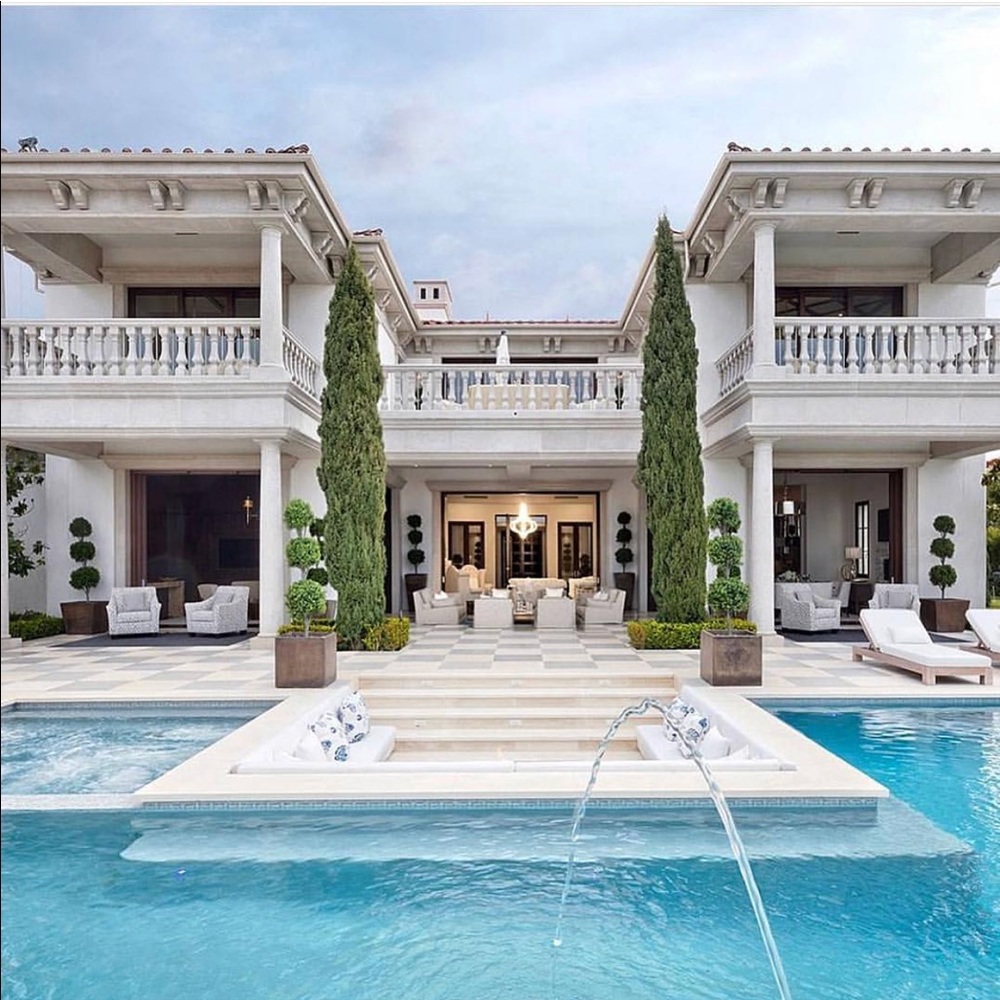 Meet your Posher, Alara